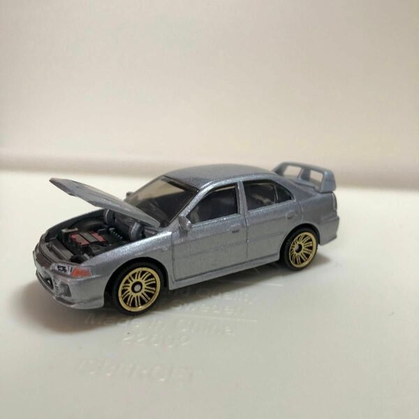 マッチボックス Mitsubishi Lancer Evolution IV