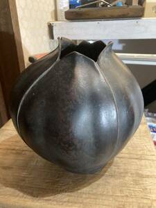 レトロ 花器 花瓶 銅製 日本製 artcasting Hoshu hoshu ヴィンテージ 花柄 真鍮 レトロ 銅製花瓶 鋳銅製 フラワーベース 置物 美術品