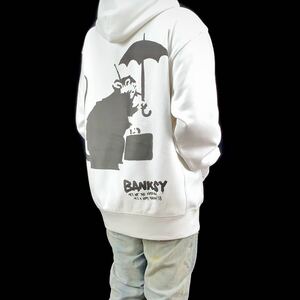 新品 BANKSY バンクシー 東京 傘 鞄 バッグ ネズミ マウス グラフィティ バック ビッグ プリント 大きい パーカー オーバーサイズ XXL(3L)