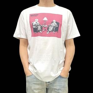 新品 BANKSY バンクシー Punk and Thug Grannies パンク ニット 編み物 おばあちゃん グラフィティ アート Tシャツ ユニセックス Mサイズ