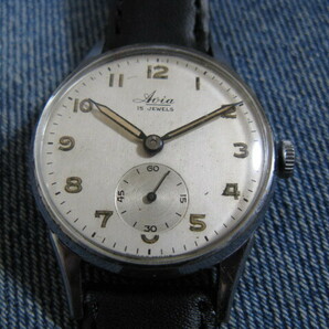 1950年代 AVIA ミリタリー スイス製アンティーク手巻腕時計 稼働良品 注油済み の画像2