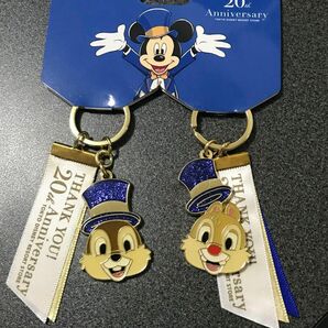 ディズニーストア 20周年 キーチェーン　チップとデール