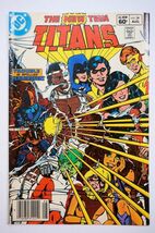 ★激レア The New Teen Titans #34 1983年8月 当時物 DC Comics ロビン サイボーグ アメコミ ヴィンテージ コミック 英語版 洋書★_画像1