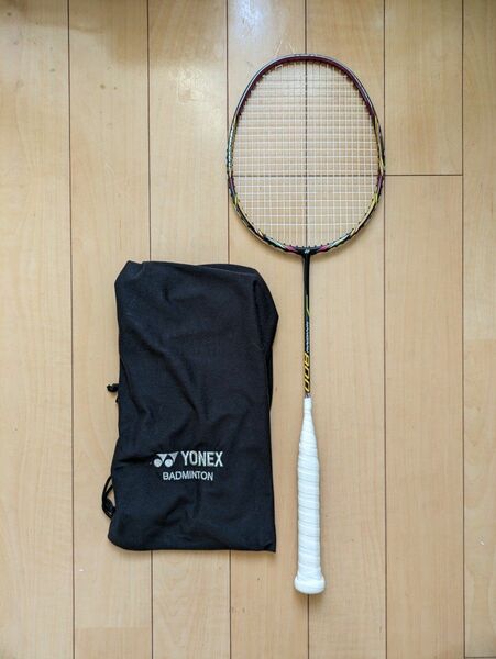 YONEX　ナノレイ800 NANORAY800 4UG5