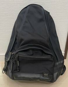 PORTER（ポーター）吉田カバン　ポーターヒート　17L DAY PACK/ミニライト付き/リュック/ナイロン/ブラック/　バックパック