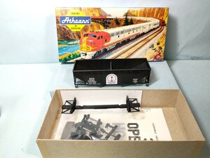 Athearn 34' OPEN-TOP HOPPER