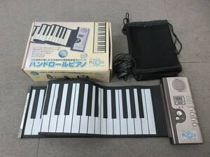 K042【4-3】▼ ハンドロールピアノ 薄型軽量電子ピアノ 61KⅡ 61健 128音色 元箱付き 動作確認済 / キーボード 鍵盤楽器