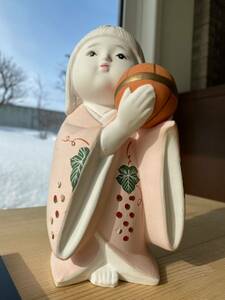 日本人形 置物 陶器 和風 インテリア 鞠を持つ女の子 着物姿の日本人形 縁起物