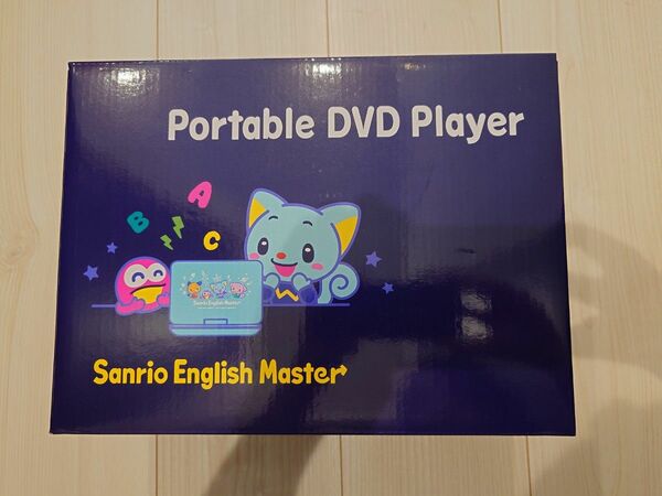 Sanrio English Master ポータブル DVD Player