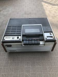 ■送料無料 現状渡し品■　　　Sony / ソニー　　　SL-6300　ベータ β ビデオデッキ　初代 Betamax　　　//昭和レトロ//