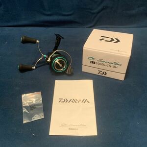 岸170 美品 1円 ダイワ DAIWA スピニングリール エメラルダス LT3000-ch-dh