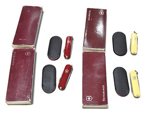 セット Victorinox ビクトリノックス マニキュア クラシック 万能ナイフ マルチツール 赤 キャンプ アウトドア G300