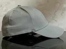 【未使用品】49F 上品★OAKLEYオークリー キャップ 帽子 CAP 上品で高級感のあるグレーの伸縮素材にメタル製ロゴ《伸縮前59㎝～63㎝位迄》_画像4