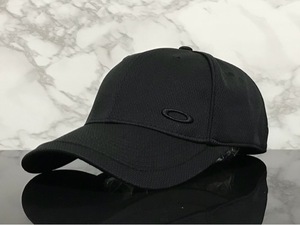 【未使用品】51C★OAKLEY オークリー スポーツキャップ 帽子 CAP 上品で高級感のあるデザインのブラック伸縮素材《伸縮前58㎝～61㎝位迄》