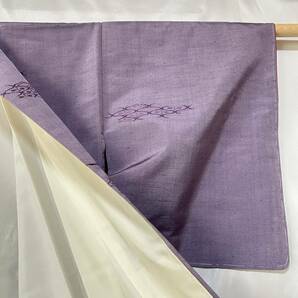 ●きもの翠● しつけ糸付き 信州紬 刺繍 上品 上質 小紋 紫色 正絹 和装 和服 着物 #Y913の画像6