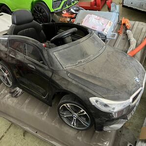 BMW X6 乗用玩具 ラジコン付き ドア開閉タイプの画像1