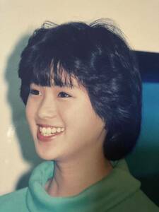 【レア】酒井法子　写真　緑　白い歯　80年代アイドル 