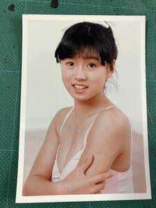 【レア】中森明菜　写真(当時物) 膨らみ　谷間　ぴちぴち　80年代アイドル 