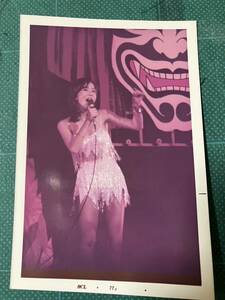 [ rare ] Pink Lady - Kei photograph ( that time thing ) Mini ska futoshi . Showa era star 70 period idol 