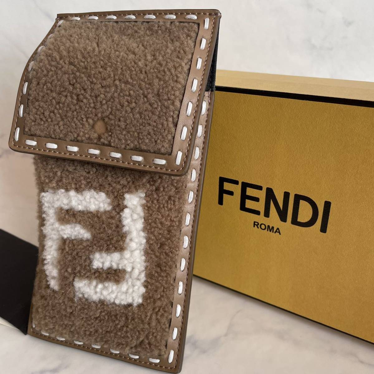 2024年最新】Yahoo!オークション -fendi スマホの中古品・新品・未使用