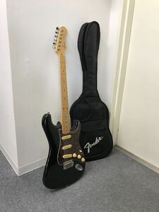 【b2】 Fender Japan Stratocaster フェンダージャパン エレキギター y4003 1553-148