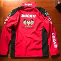 【本物★正規品】 新品 DUCATI Be Wiser オフィシャル ソフトシェル ジャケット サイズUK-XL_画像3