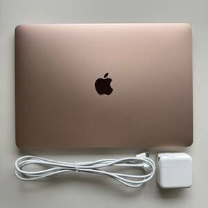 MacBook Air M1（1TB、16GB、8コア、13インチ、US配列）/2