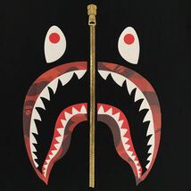 red camo gold zip shark tee Mサイズ a bathing ape bape エイプ ベイプ アベイシングエイプ シャーク Tシャツ ゴールド 赤カモ 迷彩_画像2