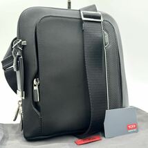 1円〜【現行/極美品】TUMI トゥミ オルテン ショルダーバッグ 斜め掛け ボディバッグ ビジネス ナイロン レザー 本革 ブラック 黒 カード付_画像1