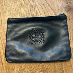 Подлинный Loewe Loewe Black Leather Cutch Muct Clutch Makeup Makeup Accessories