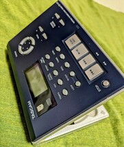 ●動作確認済み中古● TASCAM CDトレーナー ボーカル用 CD-VT2 ●本体のみ アダプター付属品無し タスカム ヴォーカル 練習 歌練習_画像3