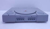 レトロゲーム 美品/動作品PS1 PlayStationプレイステーション1 SCPH-7000箱付 純正 コントローラ,AVケーブル 付 希少品(M-79)_画像8