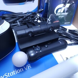 美品/動作 PS4 PSVR CUH-ZVR2 プレイステーションVR PlayStation Camera 同梱版 + シューティングコントローラー+ソフト 箱付 セット(M-17)の画像3