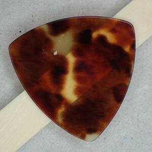 Tortoise shell Guitar Pick Jazz Pick Mandolin Thumb Pick Casein Galalith Plectrum 3/11/c