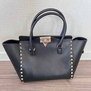 VALENTINO ヴァレンティノ　トラペーゼミニ　トラペーゼ　 ハンドバッグ レザー トートバッグ スタッズ トート バッグ