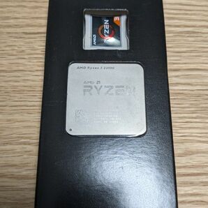 AMD Ryzen 3 2200G 3.5 GHz 4コア