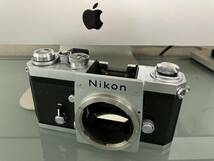 綺麗なNikon NewF 742万台 ファインダレスの最終型_画像4