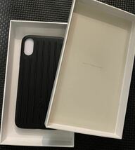 定価13200円 新品　RIMOWA リモワ iPhone X / XS 携帯ケース　iPhoneケース　スーツケースデザイン　ブラック　レザー　芸能人_画像5