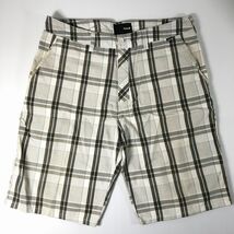 Hurley ハーレー ショートパンツ メンズ M M-L 短パンツ32サイズ 生成りx茶 チェック柄 中古 送料185円_画像1