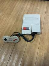 Nintendo HVC-101 ニューファミコン動作未確認　ジャンク品_画像1