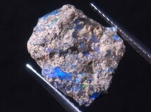 4.76ct 新品・天然クリスタルオパール母岩付き原石 エチオピア産_画像3