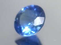 0.38ct b 新品・ライトブルー天然サファイヤ　タイ王国カンチャナブリ産_画像4