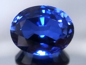 5.96ct 新品・最上級のロイヤルブルーモゴックカラー 合成サファイヤ