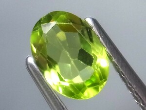 0.78ct a 新品・天然ペリドット パキスタン産