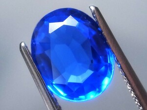 2.25ct 新品・世界一綺麗なコバルトブルー アウイナイトカラー ３パターン変色効果有り 合成スピネル 