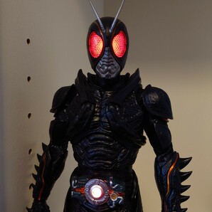 【開封品】限定 ホットトイズ テレビ・マスターピース 仮面ライダー BLACK SUN 1/6 フィギュア ボーナスアクセサリー付き HOTTOYS ブラックの画像6