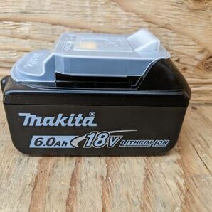 【8-0316-MY-5-2】makita マキタ BL1860B 18V6Ah リチウムイオンバッテリー ６個セット【未使用品】の画像3