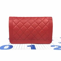 【1円～】シャネル CHANEL 財布 バッグ ショルダーバッグ チェーンウォレット ボーイシャネル ココマーク 赤 レッド 22番台 中古_画像4