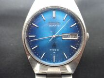 D857-60-M　SEIKO セイコー　クオーツ　タイプⅡ（TYPEⅡ）エメラルドブルー文字盤　7123-7000　純正ベルト付き　メンズ腕時計　　_画像1