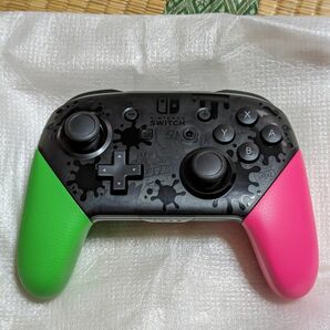 中古(美品)　Nintendo Switch　Proコントローラー　スプラトゥーン2　エディション　プロコン　スイッチ